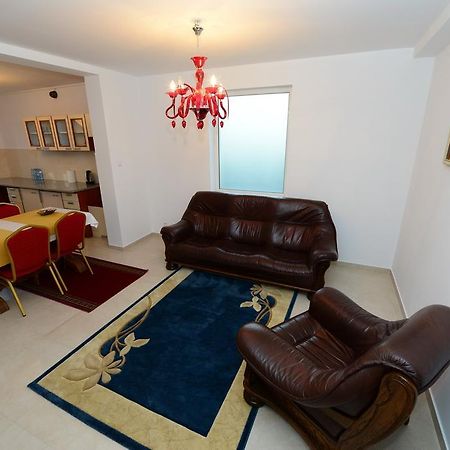 B&B Airport Modlin Nowy Dwór Mazowiecki 외부 사진