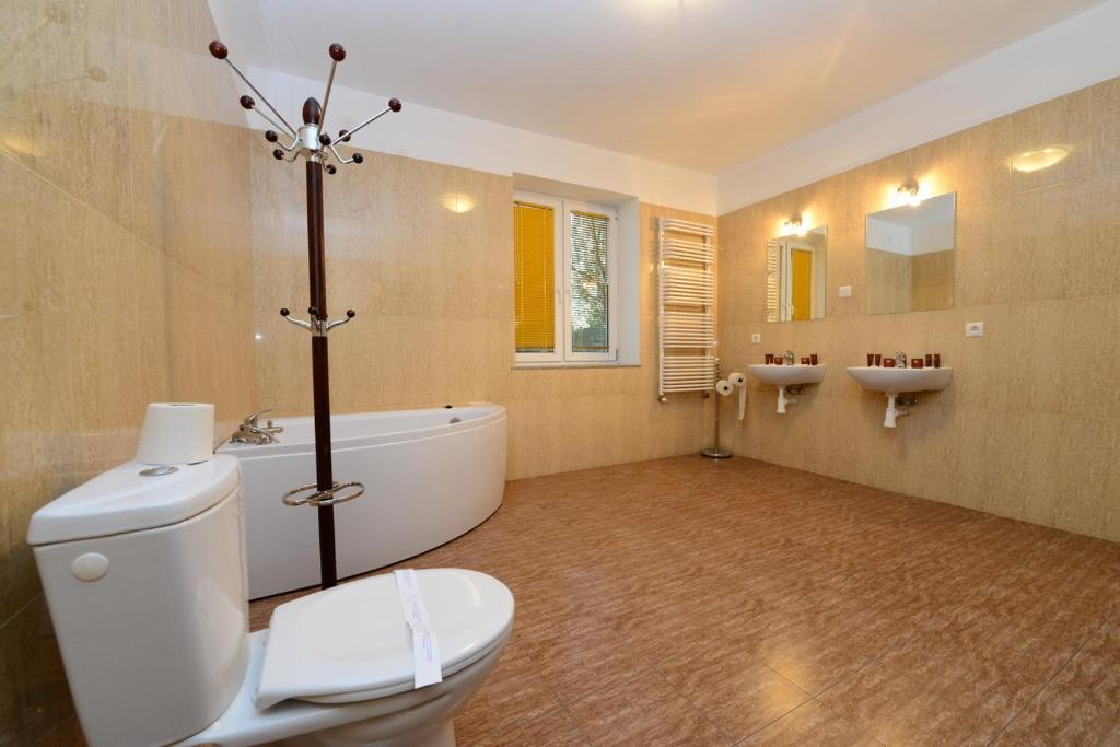 B&B Airport Modlin Nowy Dwór Mazowiecki 외부 사진